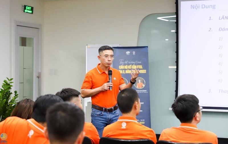 Một số ảnh về Ông Hoàng Việt Anh